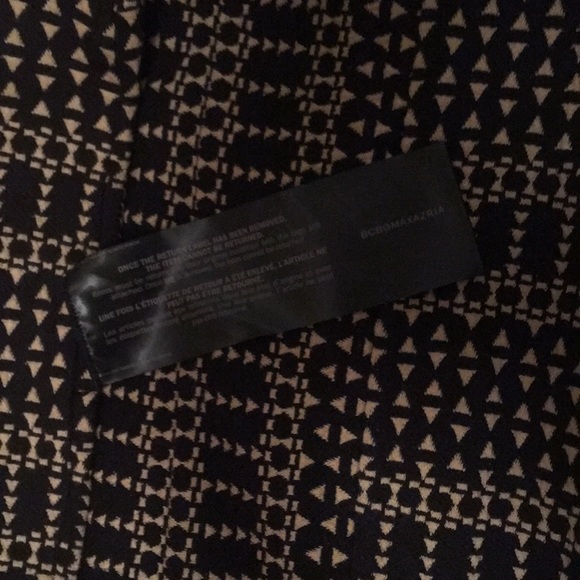 NWT BCBGMaxAzria Pyramid Jacquard Sheath Dress - Picture 5 of 5